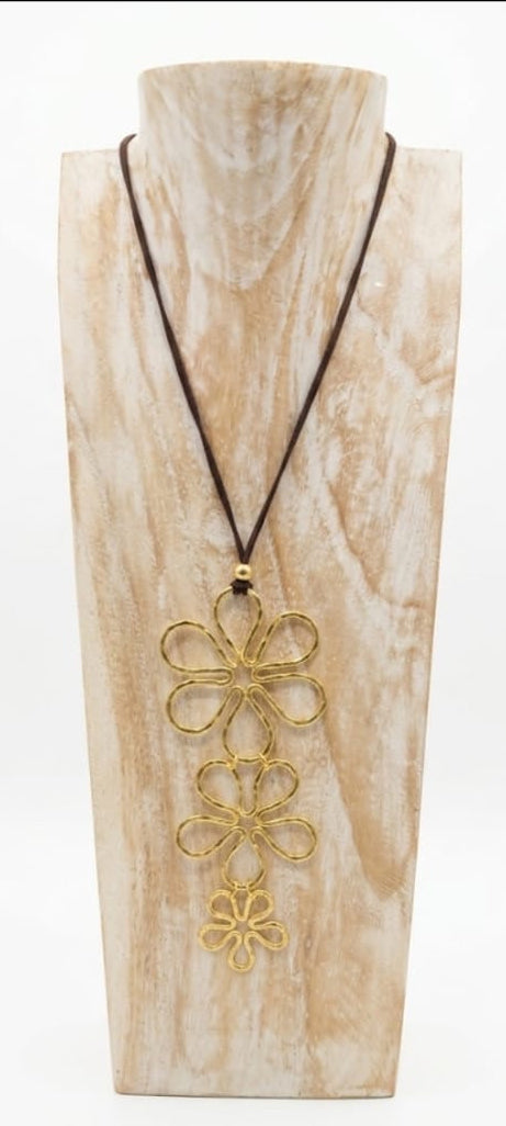 Vestopazzo collana pendente fiori