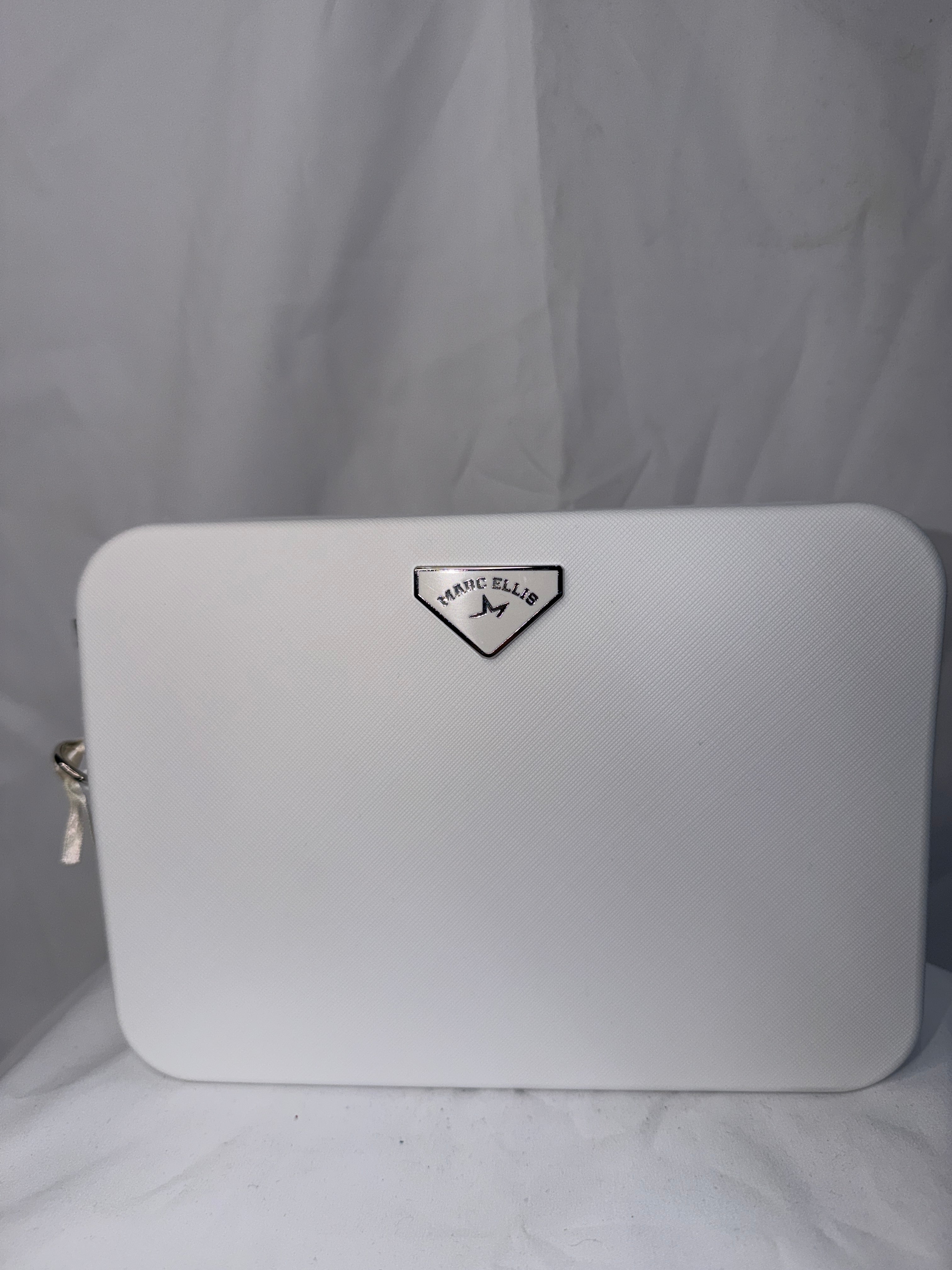 MARC ELLIS- FLAT FLOWE 26