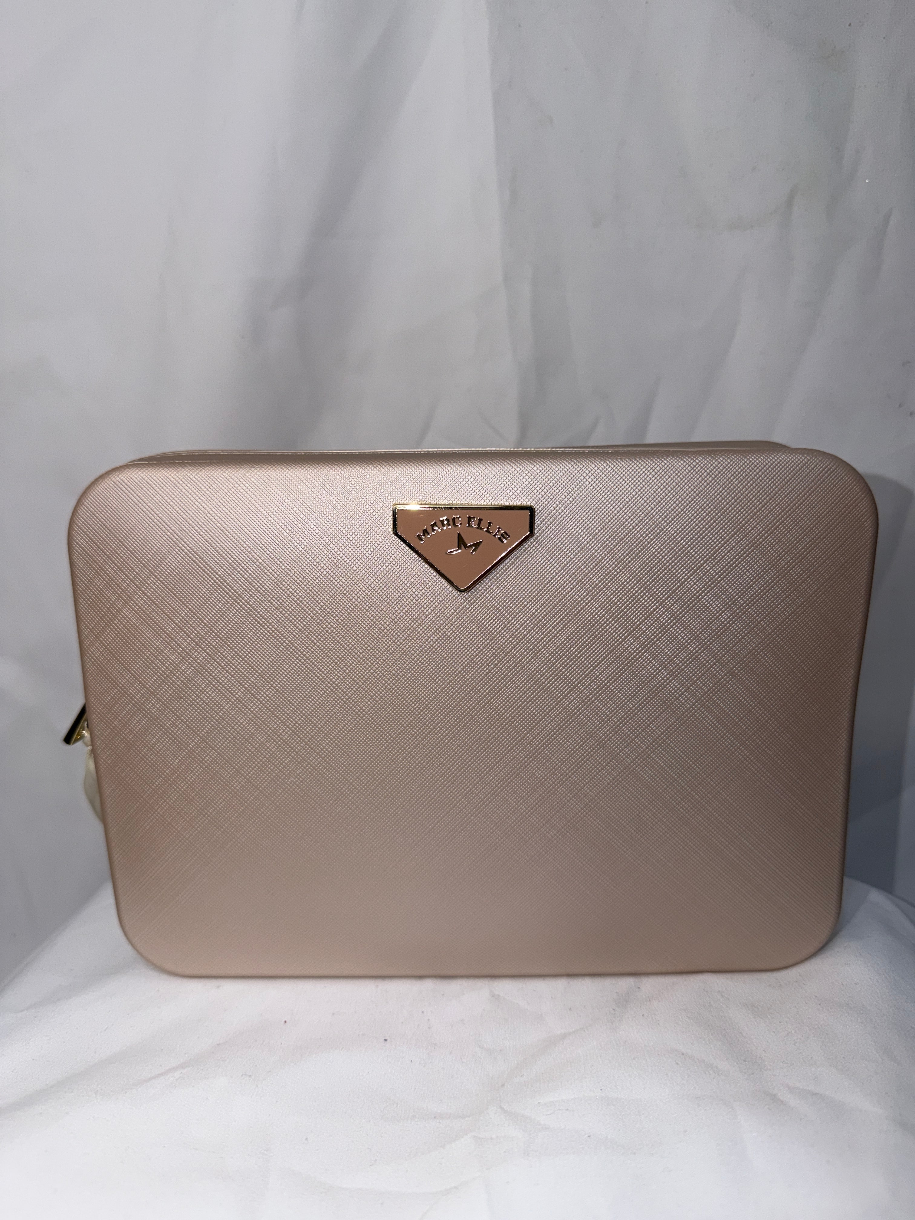 MARC ELLIS- FLAT FLOWE 26