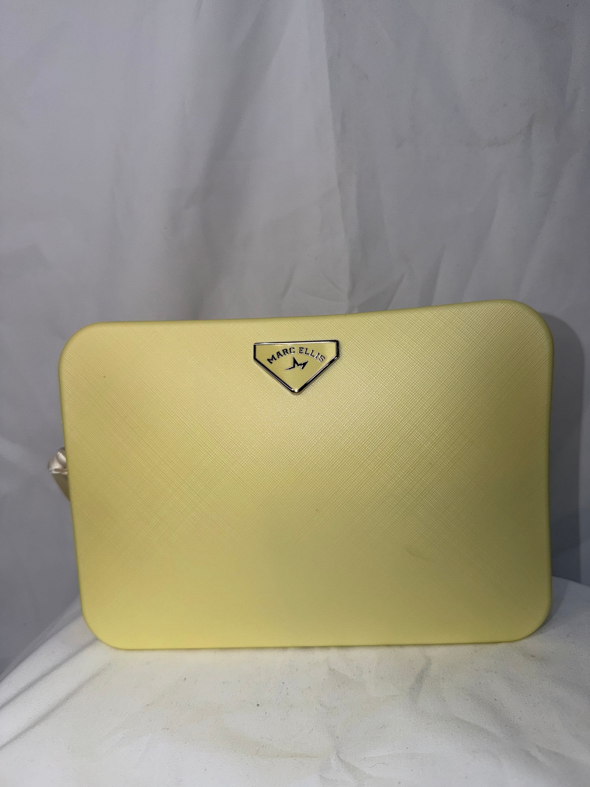 MARC ELLIS- FLAT FLOWE 26