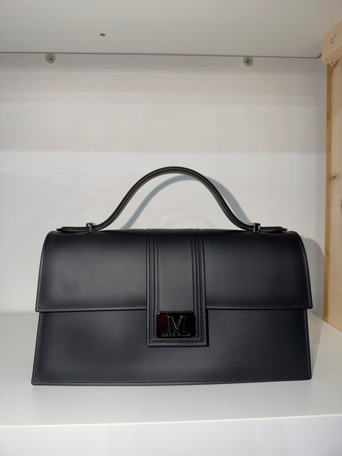BORSA A MANO- arrow