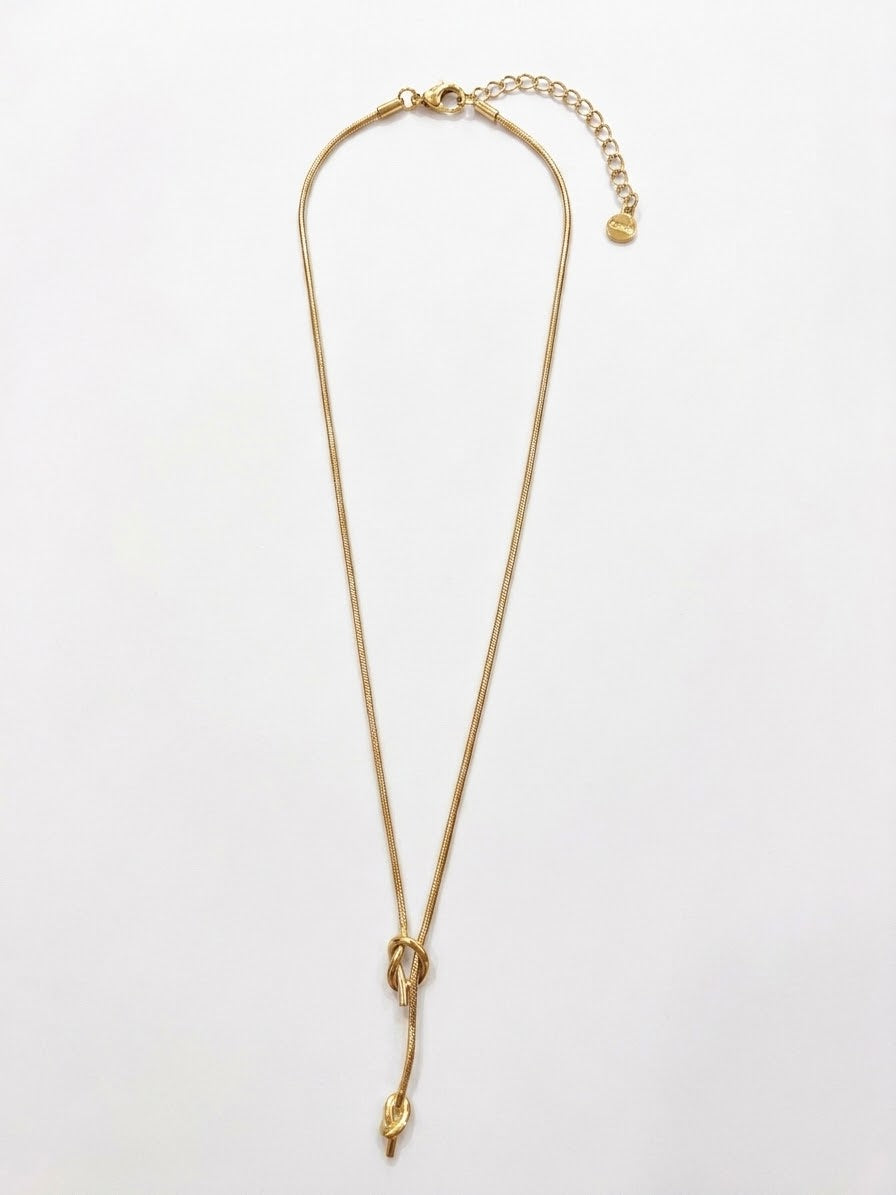 COLLANA CON NODO