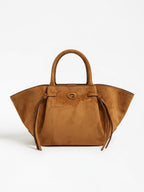 GUESS- ALLEGRA SUED