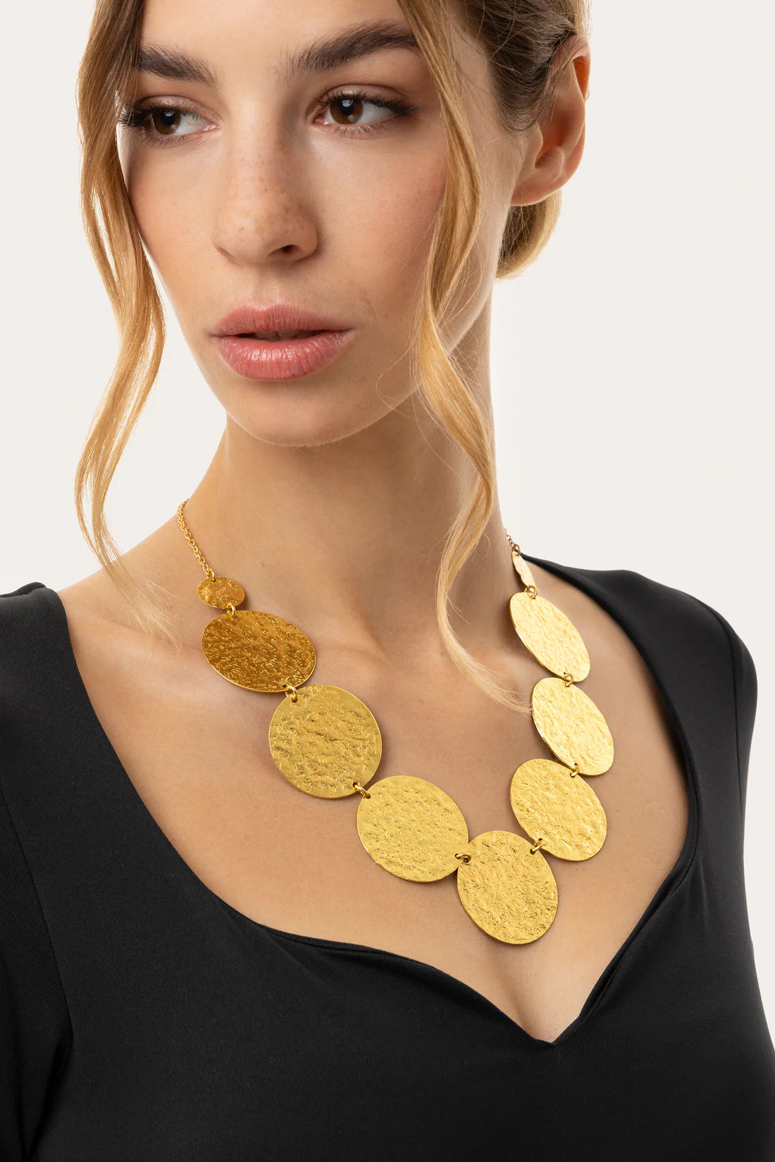 Collana maxi placca