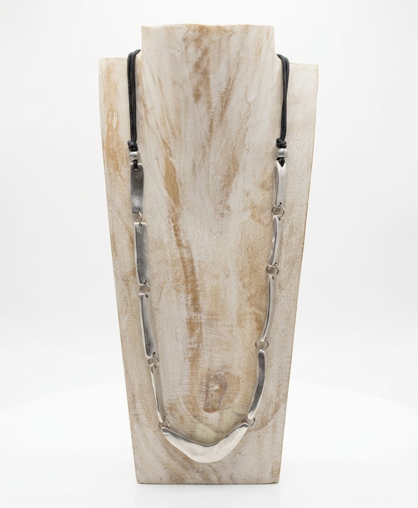Collana strina vestopazzo