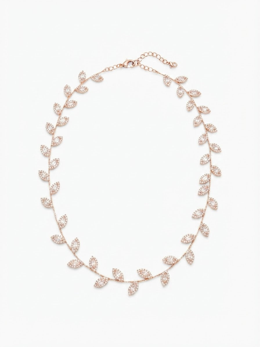 Collana foglie di strass