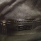 John Richmond Borsa a Spalla L Donna in Pelle Nera e Metalleria Argento con Tracolla in Tessuto Logo