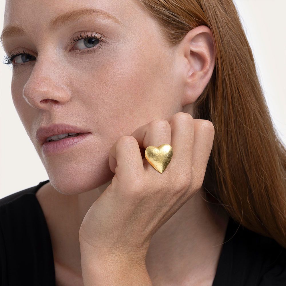 Anello cuore bombato