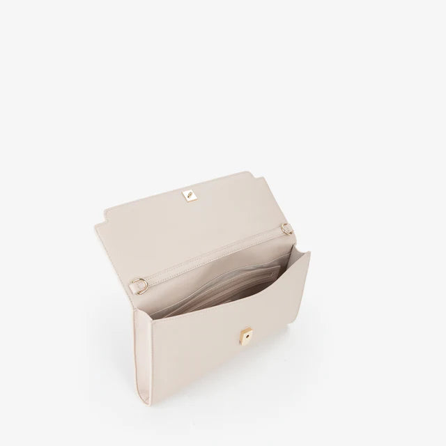 Pochette FAE RE Mario Valentino